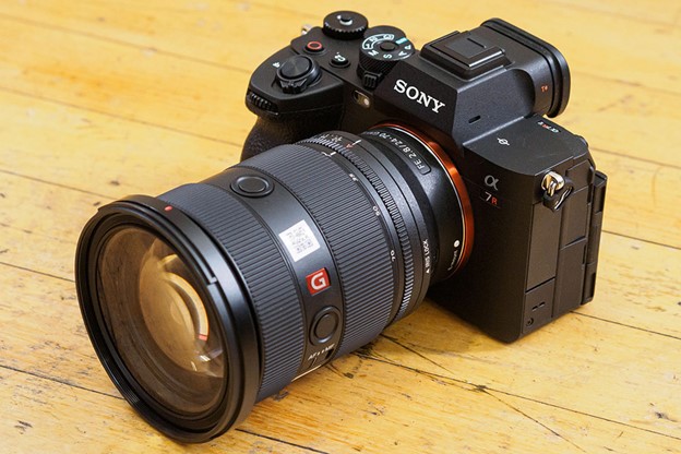 بهترین دوربین سونی با بالاترین وضوح: Sony A7R V